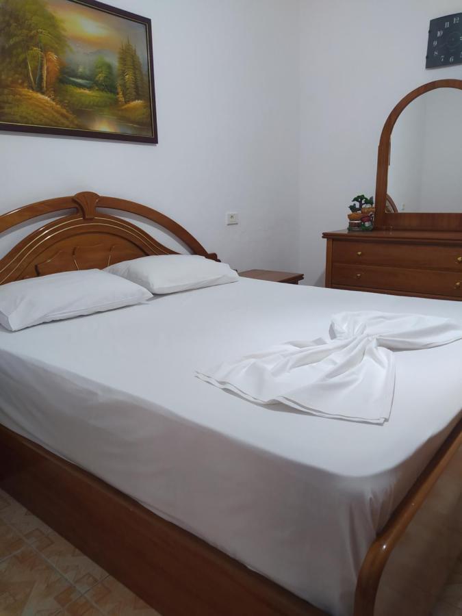 Lighting Jasminum Apartment Sarandë Dış mekan fotoğraf